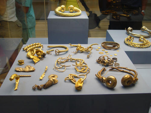 Gold torcs from the Snettisham Hoard